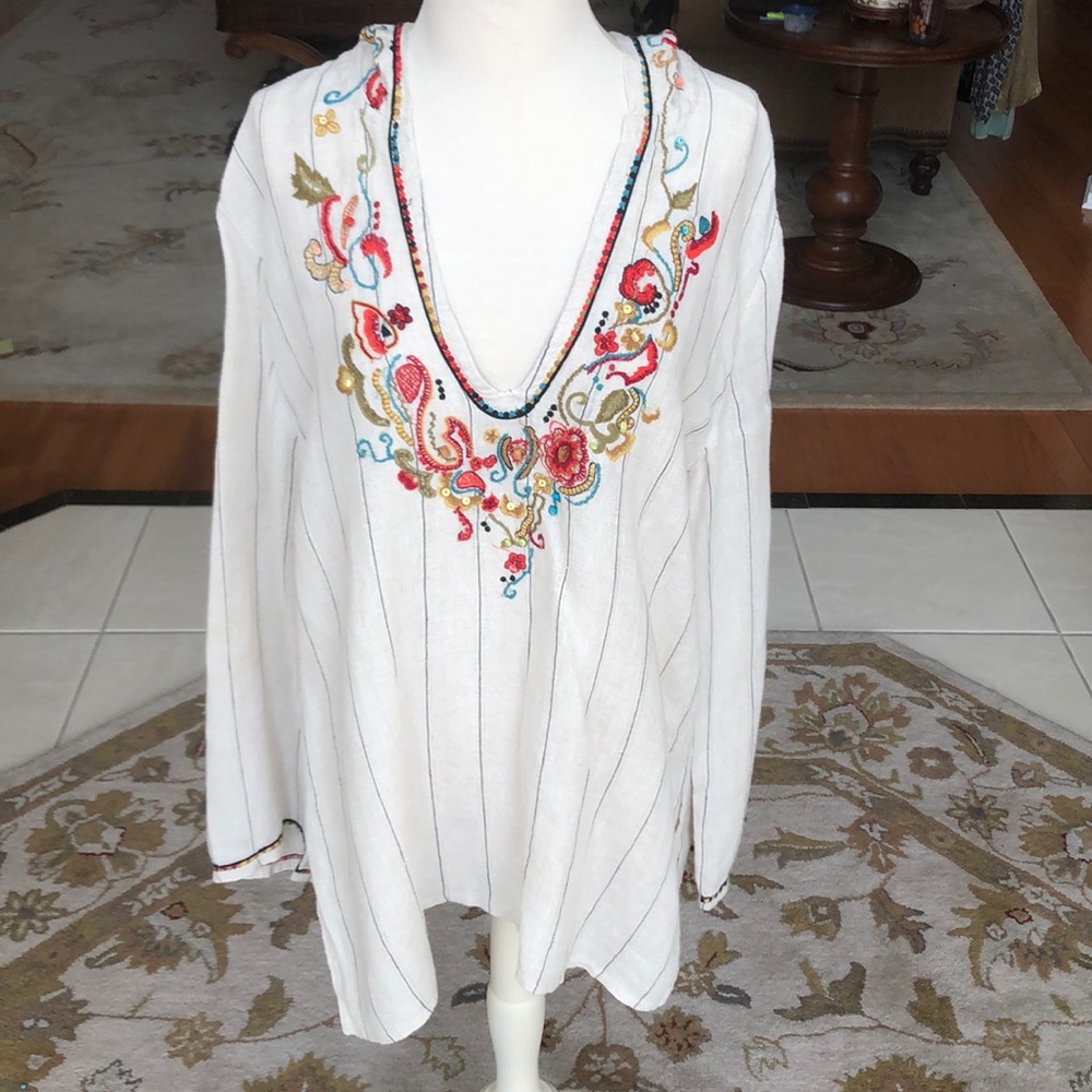 Chico's Cream Tunic with Multicolor Embroidered V-Neck
